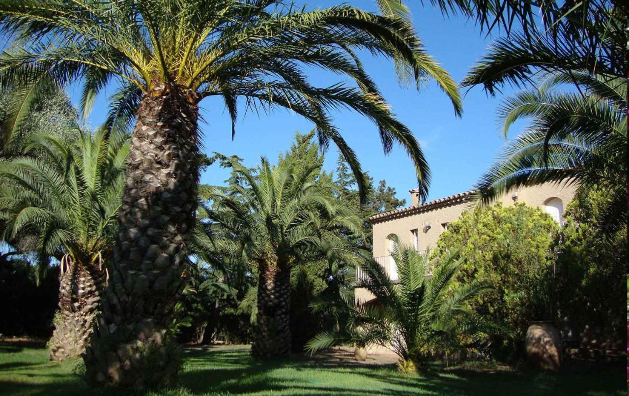 Camp De Base Dei Marres Hotel Ramatuelle Exterior foto